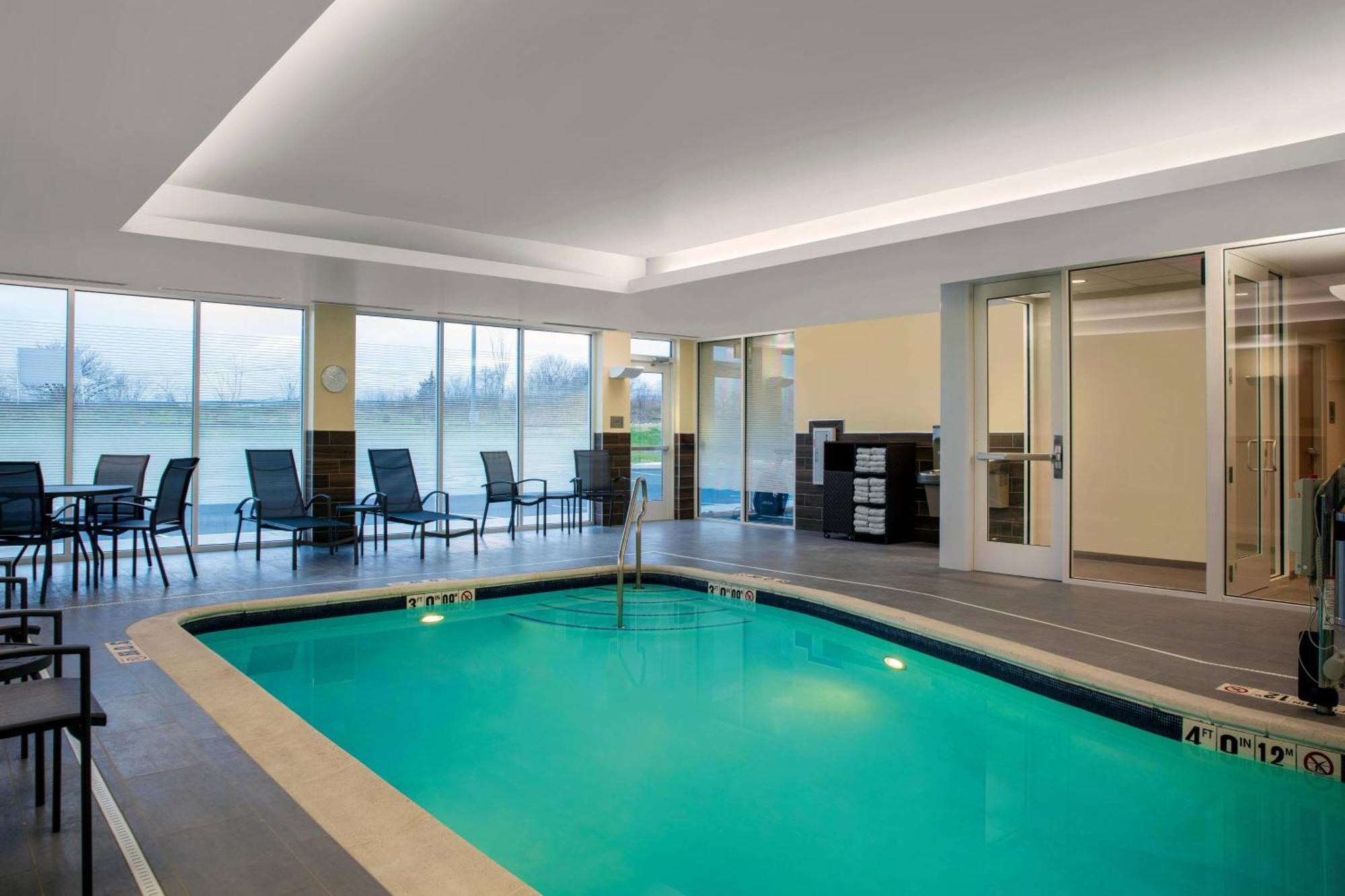 Fairfield By Marriott Inn & Suites Harrisburg West/Меканиксбърг Екстериор снимка