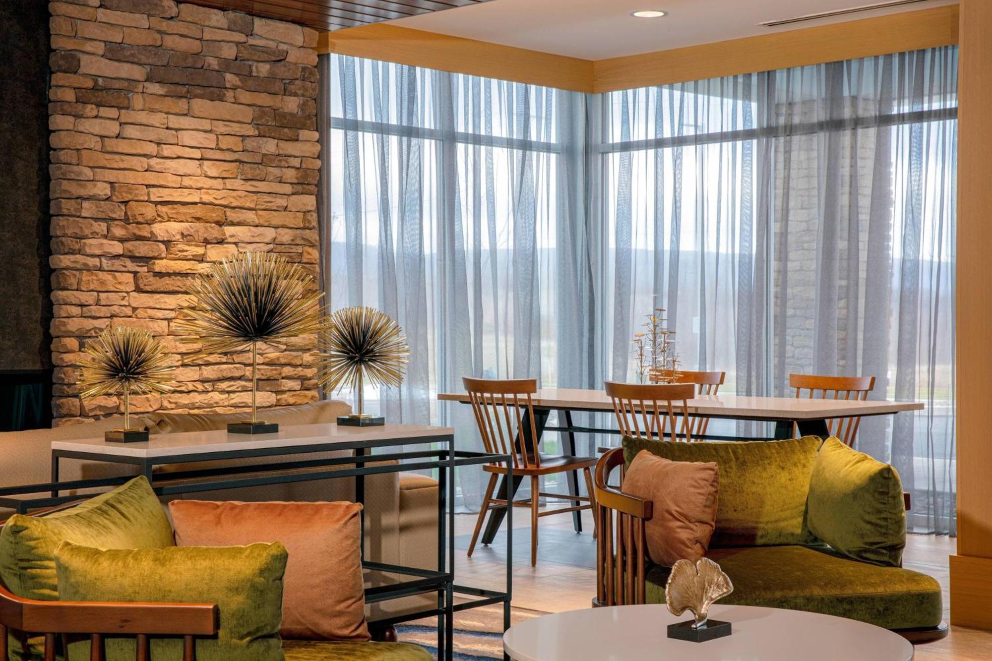 Fairfield By Marriott Inn & Suites Harrisburg West/Меканиксбърг Екстериор снимка