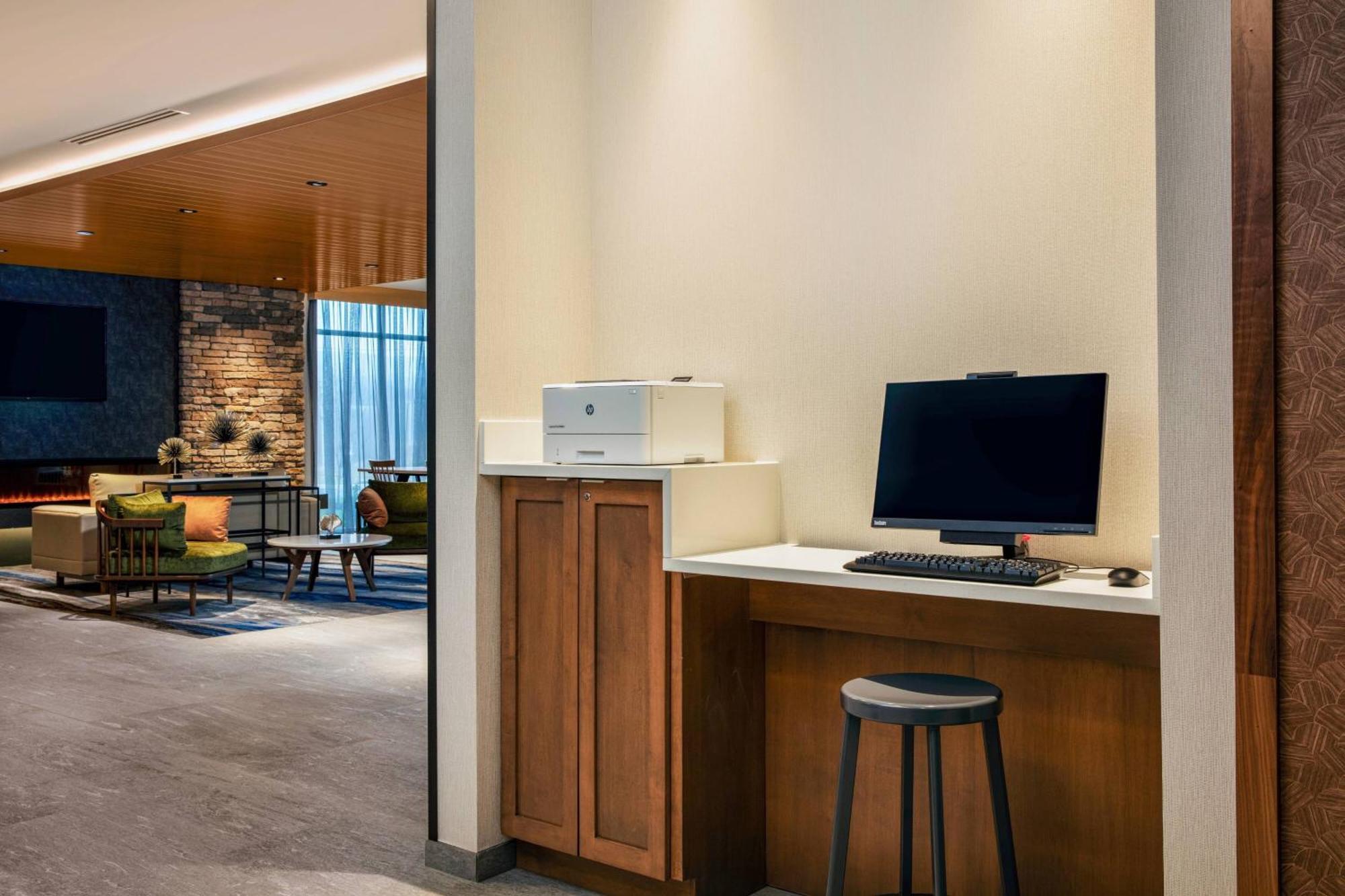 Fairfield By Marriott Inn & Suites Harrisburg West/Меканиксбърг Екстериор снимка