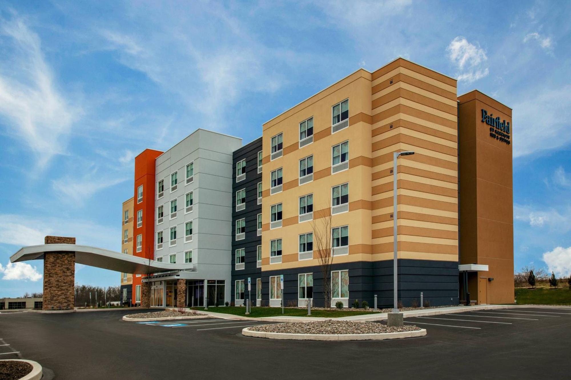 Fairfield By Marriott Inn & Suites Harrisburg West/Меканиксбърг Екстериор снимка